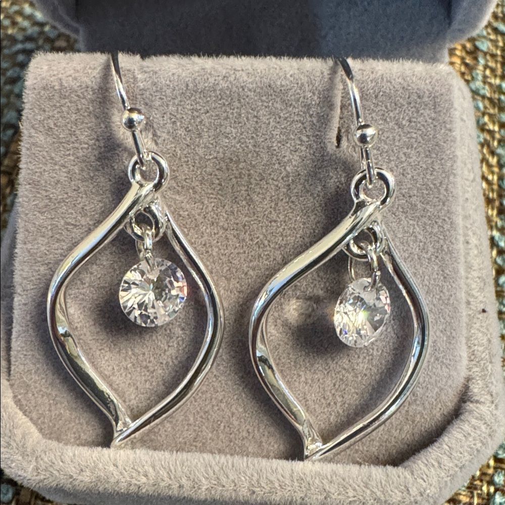 3110‎ Swarovski Crystal Elements Earrings